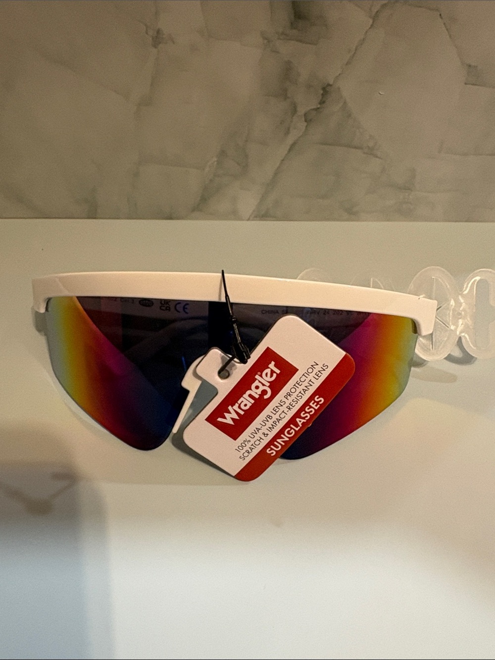 Wrangler Womenâs White Frame Sunglasses with Mirrored Rainbow Lenses